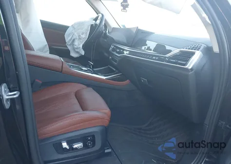 2025 BMW X7 xDrive40I from USA, damaged, VIN 5UX23EM00S9W85668